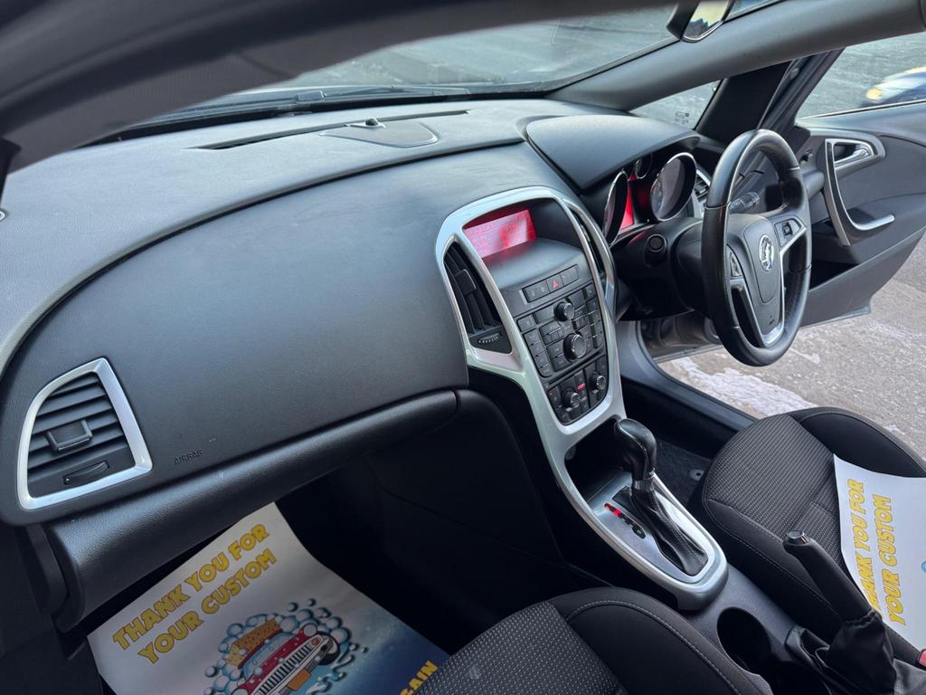 Vauxhall Astra 2.0 CDTi SRi Auto Euro 5 5dr