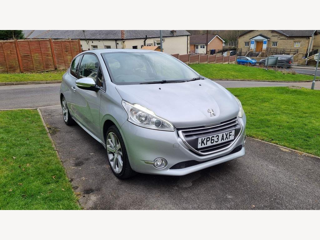 Peugeot 208 1.2 VTi Allure 3dr