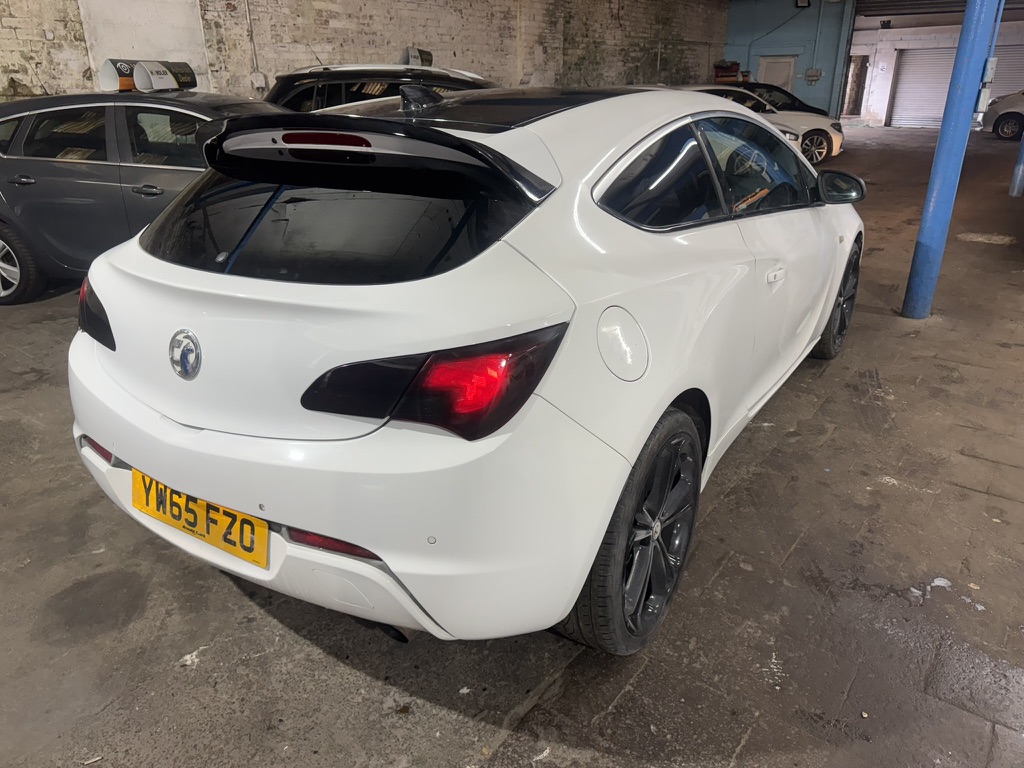 Vauxhall Astra GTC 1.6 CDTi ecoFLEX Limited Edition Euro 6 (s/s) 3dr