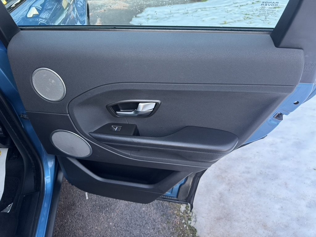 Land Rover Range Rover Evoque 2.2 SD4 Pure Tech Auto 4WD Euro 5 (s/s) 5dr