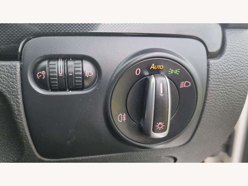 Volkswagen Golf 1.6 TDI SE 5dr