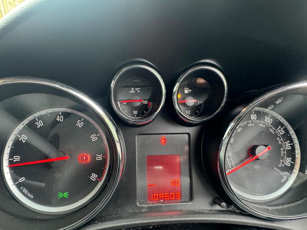 Vauxhall Astra 1.6i Design Euro 6 5dr