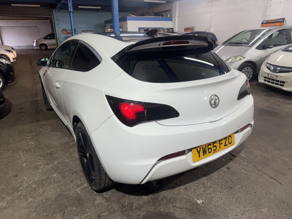 Vauxhall Astra GTC 1.6 CDTi ecoFLEX Limited Edition Euro 6 (s/s) 3dr