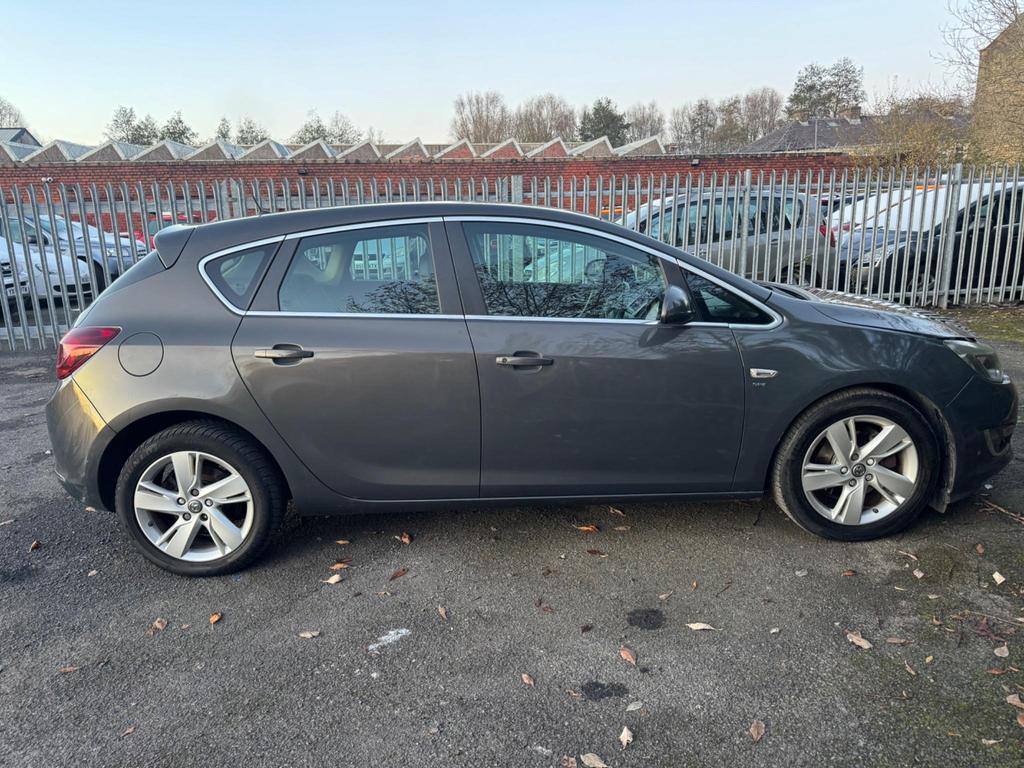 Vauxhall Astra 2.0 CDTi SRi Auto Euro 5 5dr