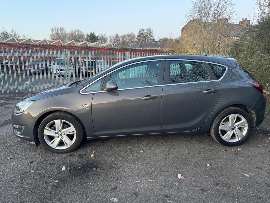 Vauxhall Astra 2.0 CDTi SRi Auto Euro 5 5dr