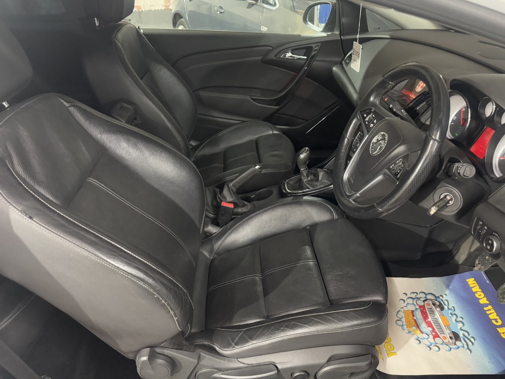 Vauxhall Astra GTC 1.6 CDTi ecoFLEX Limited Edition Euro 6 (s/s) 3dr