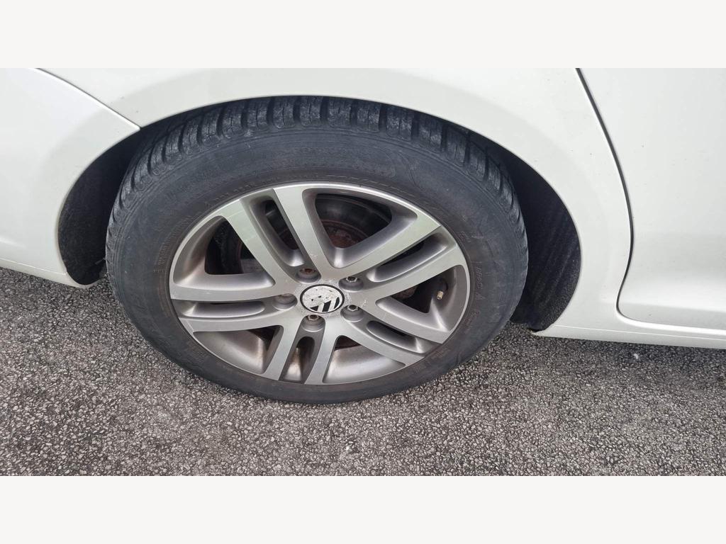 Volkswagen Golf 1.6 TDI SE 5dr
