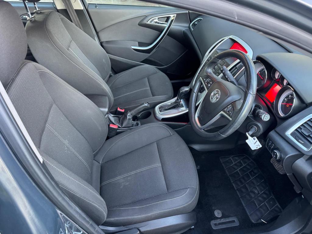 Vauxhall Astra 2.0 CDTi SRi Auto Euro 5 5dr