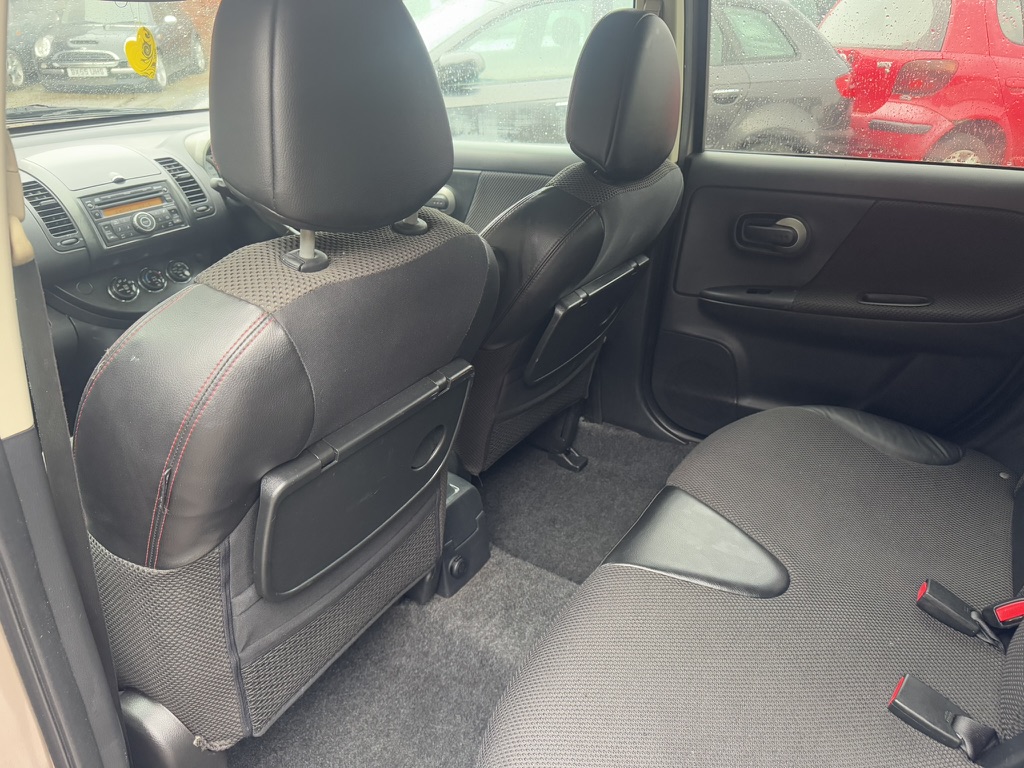 Nissan Note 1.6 16V Tekna Auto Euro 4 5dr Automatic