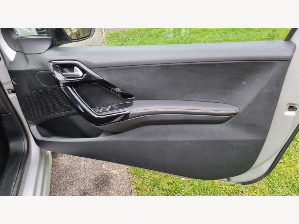 Peugeot 208 1.2 VTi Allure 3dr