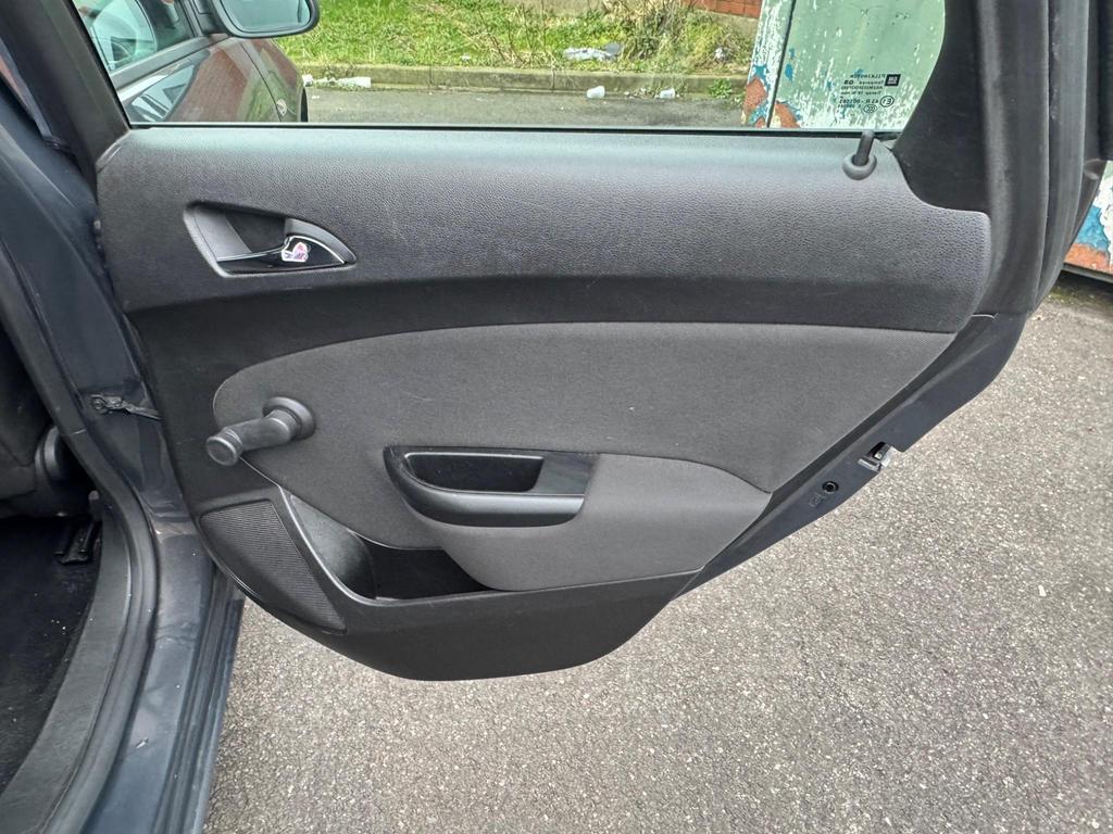 Vauxhall Astra 1.6i Design Euro 6 5dr