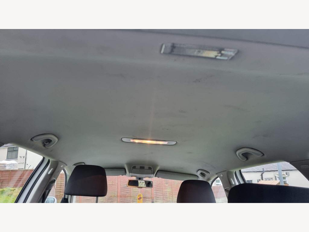 Volkswagen Golf 1.6 TDI SE 5dr