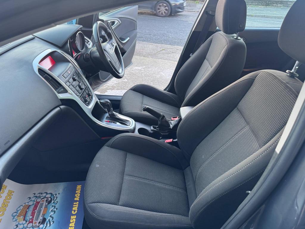 Vauxhall Astra 2.0 CDTi SRi Auto Euro 5 5dr