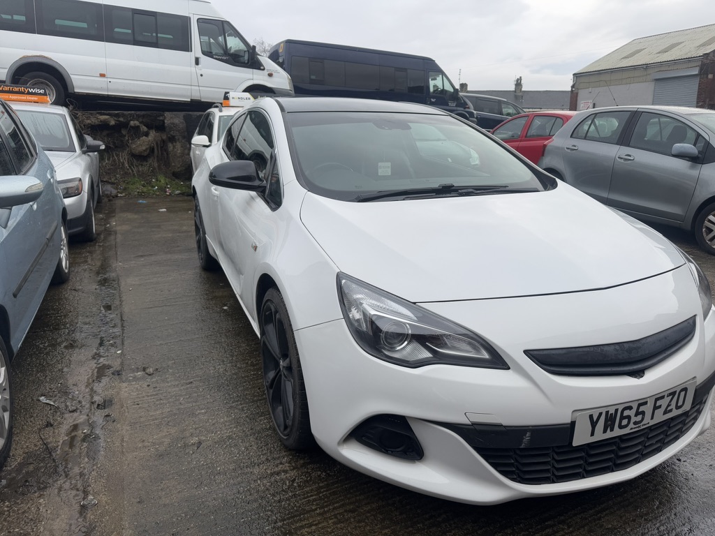 Vauxhall Astra GTC 1.6 CDTi ecoFLEX Limited Edition Euro 6 (s/s) 3dr