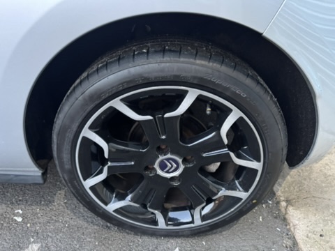 Citroen DS3 1.6 VTi DStyle Plus Euro 5 3dr