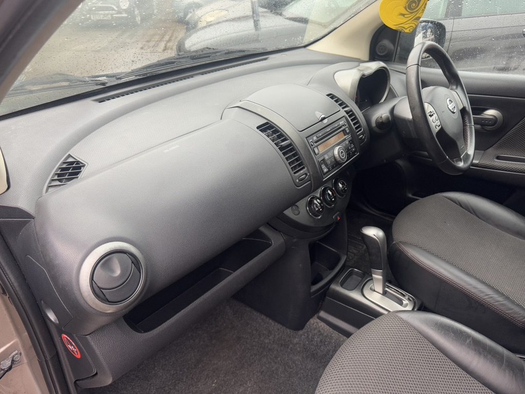 Nissan Note 1.6 16V Tekna Auto Euro 4 5dr Automatic