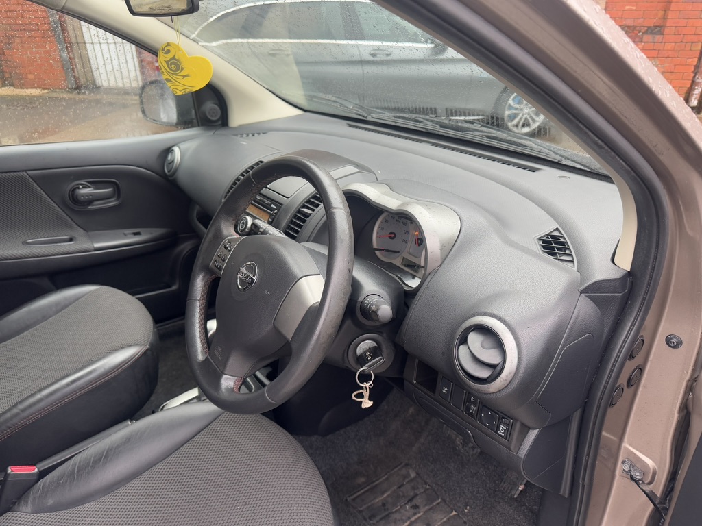 Nissan Note 1.6 16V Tekna Auto Euro 4 5dr Automatic