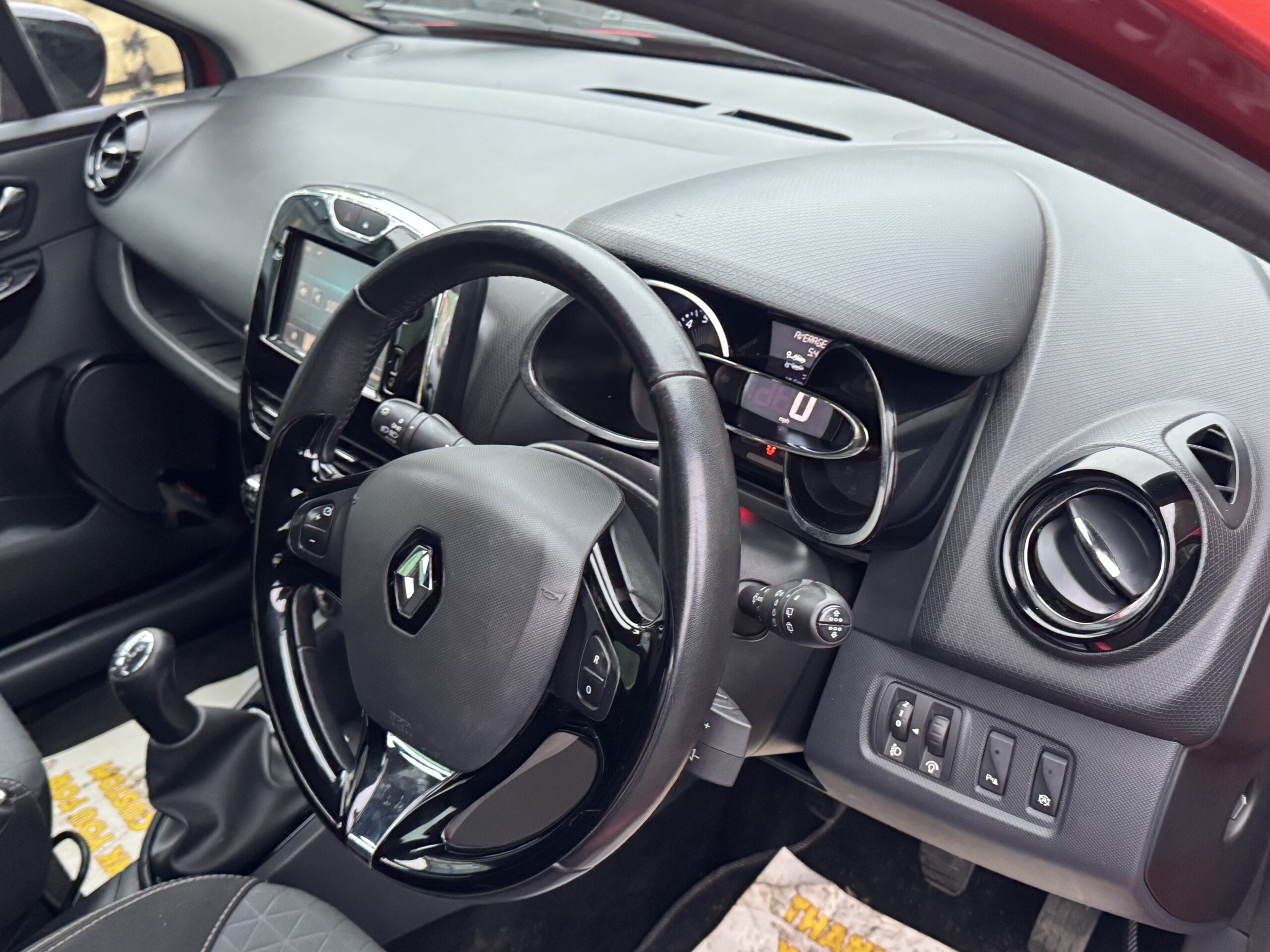 Renault Clio 0.9 TCe Dynamique S MediaNav Euro 5 (s/s) 5dr ULEZ