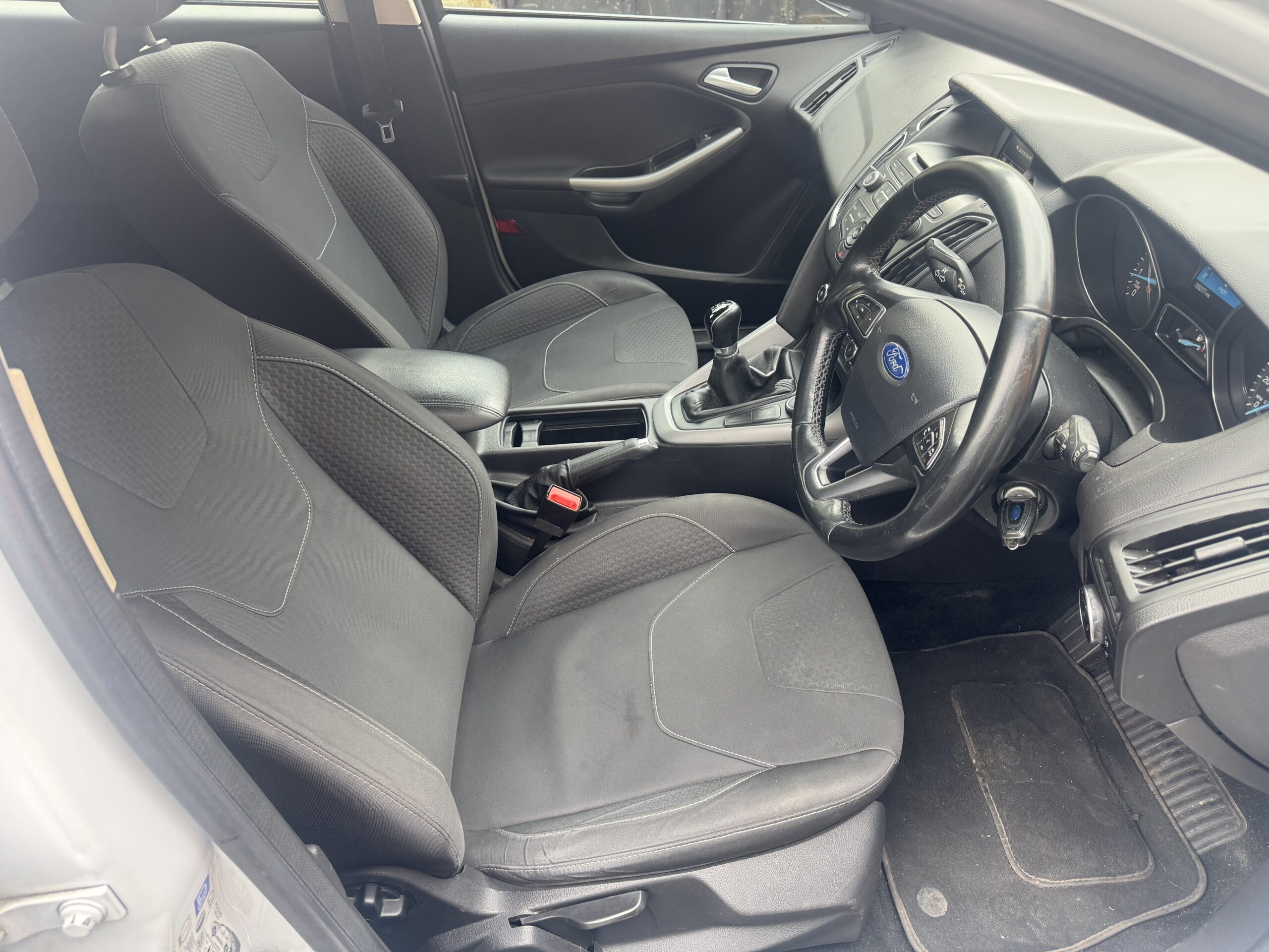 Ford Focus 1.0T EcoBoost Zetec Euro 6 (s/s) 5dr