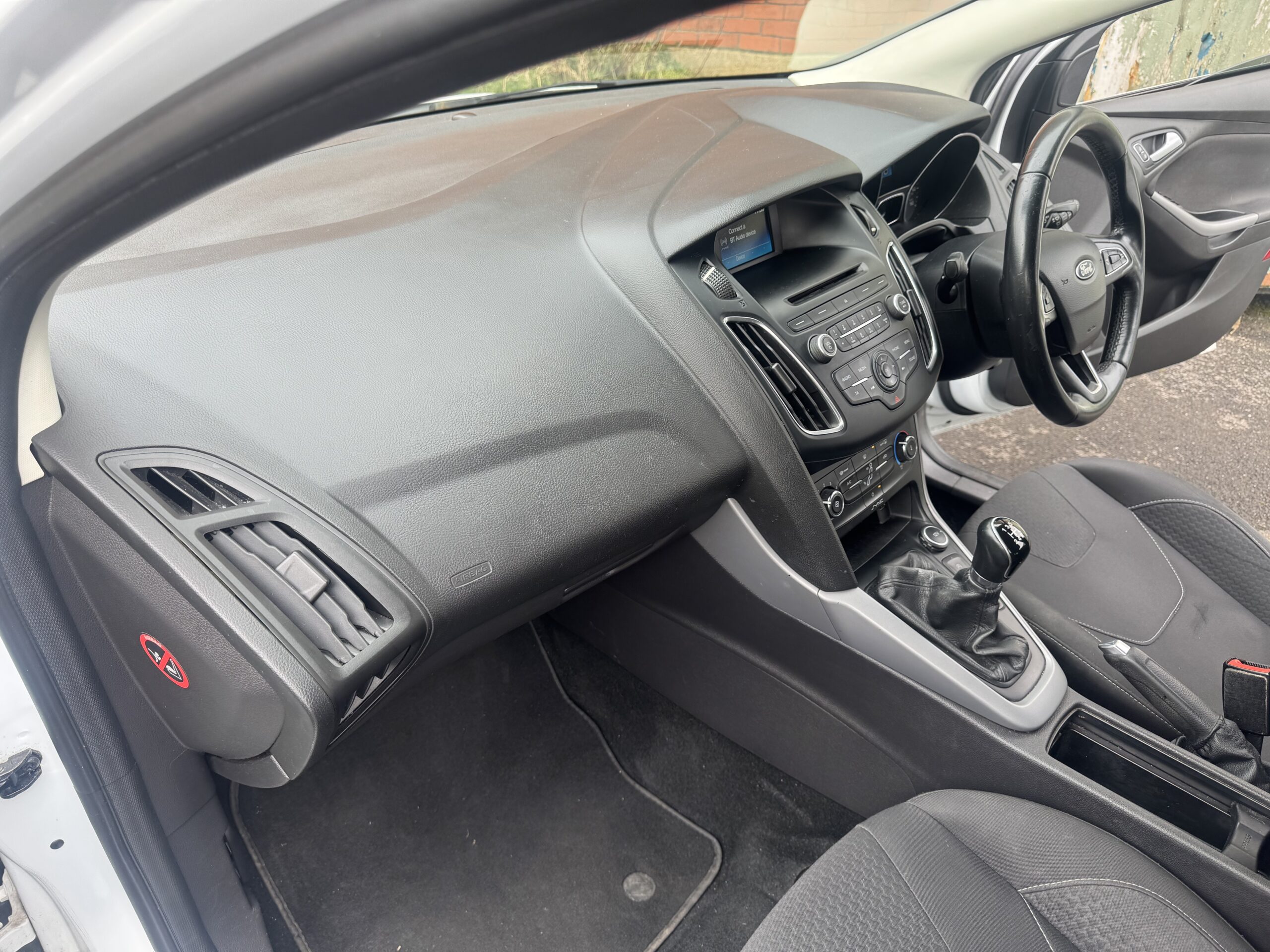 Ford Focus 1.0T EcoBoost Zetec Euro 6 (s/s) 5dr