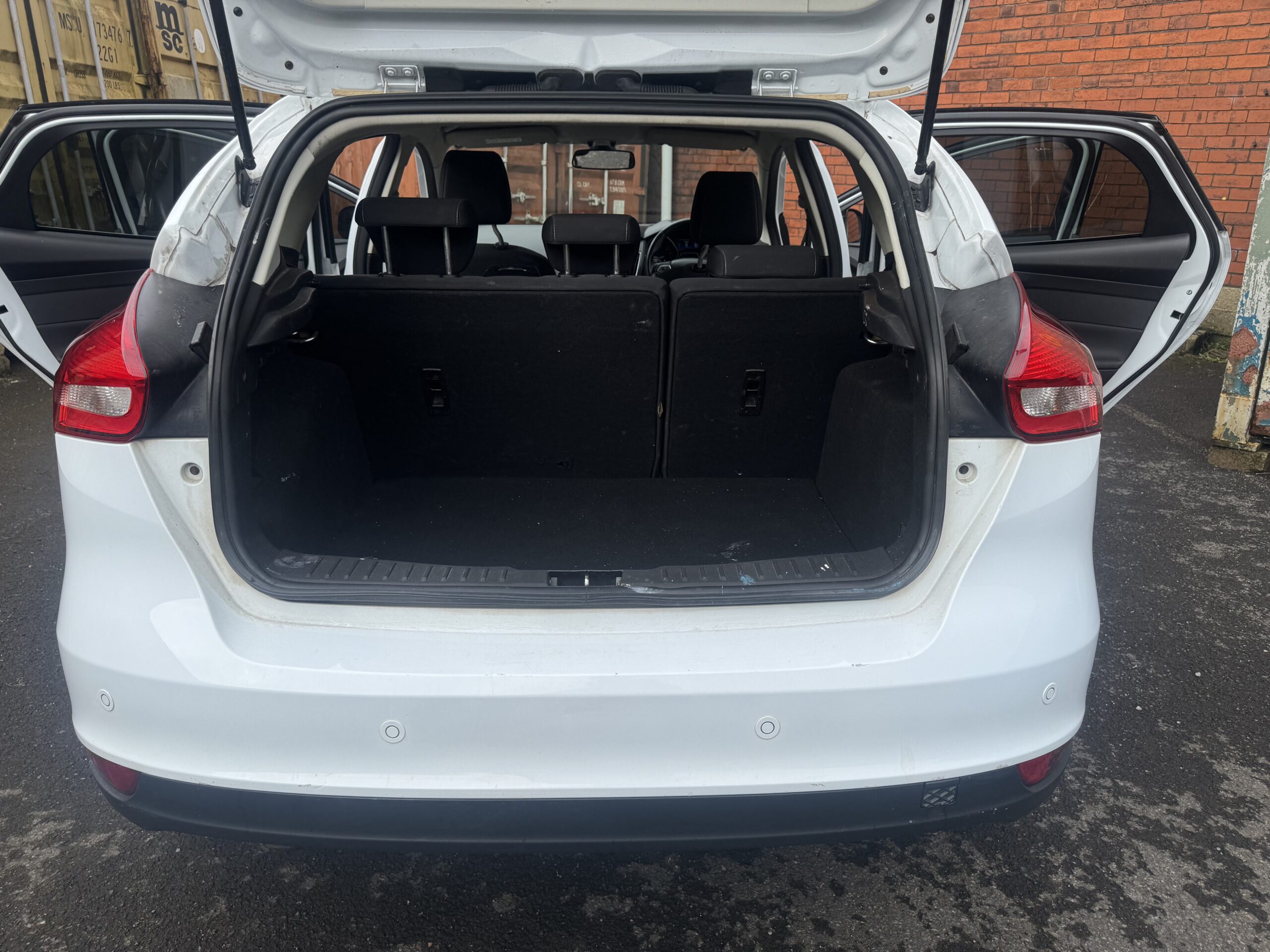 Ford Focus 1.0T EcoBoost Zetec Euro 6 (s/s) 5dr