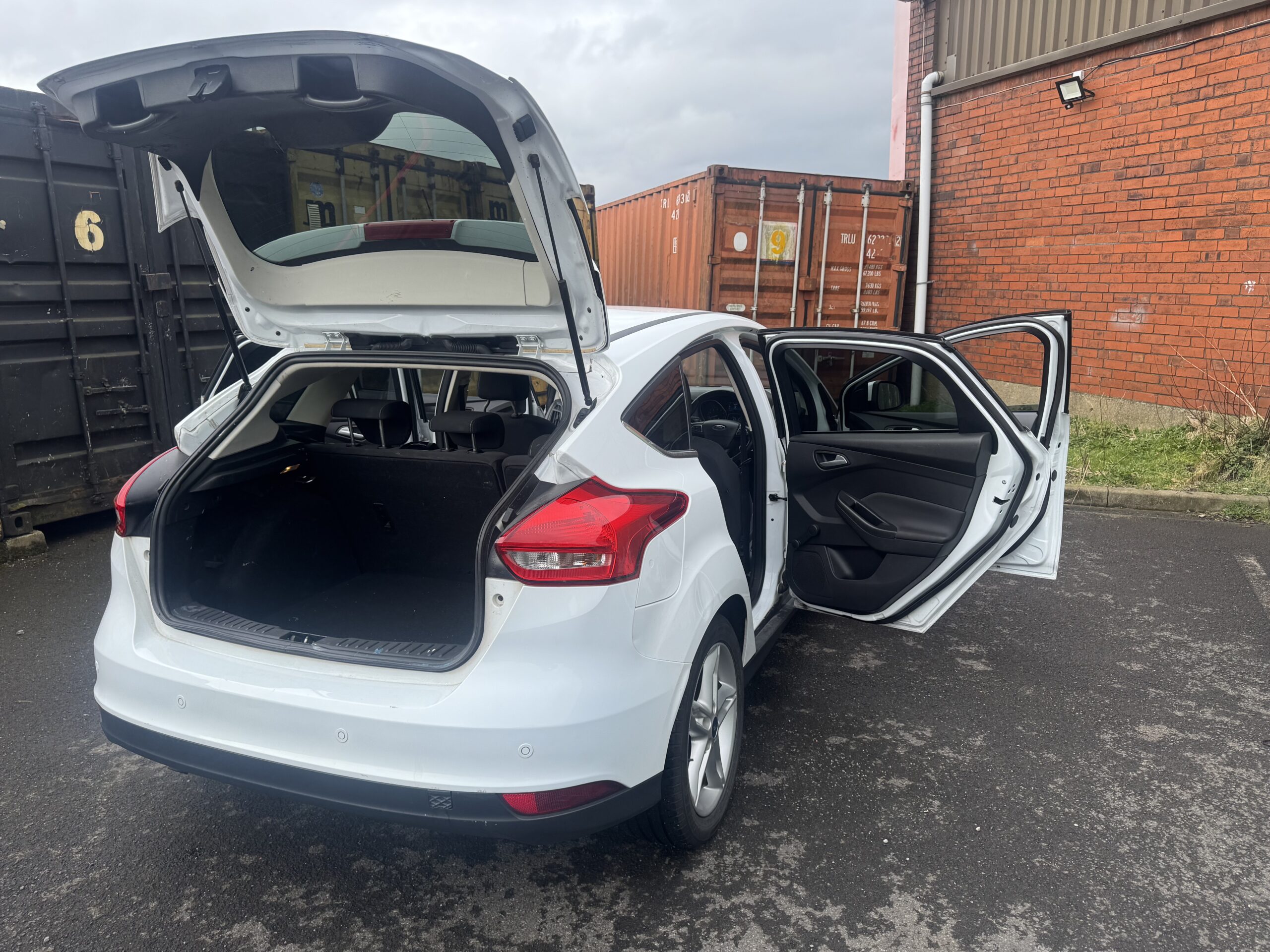 Ford Focus 1.0T EcoBoost Zetec Euro 6 (s/s) 5dr