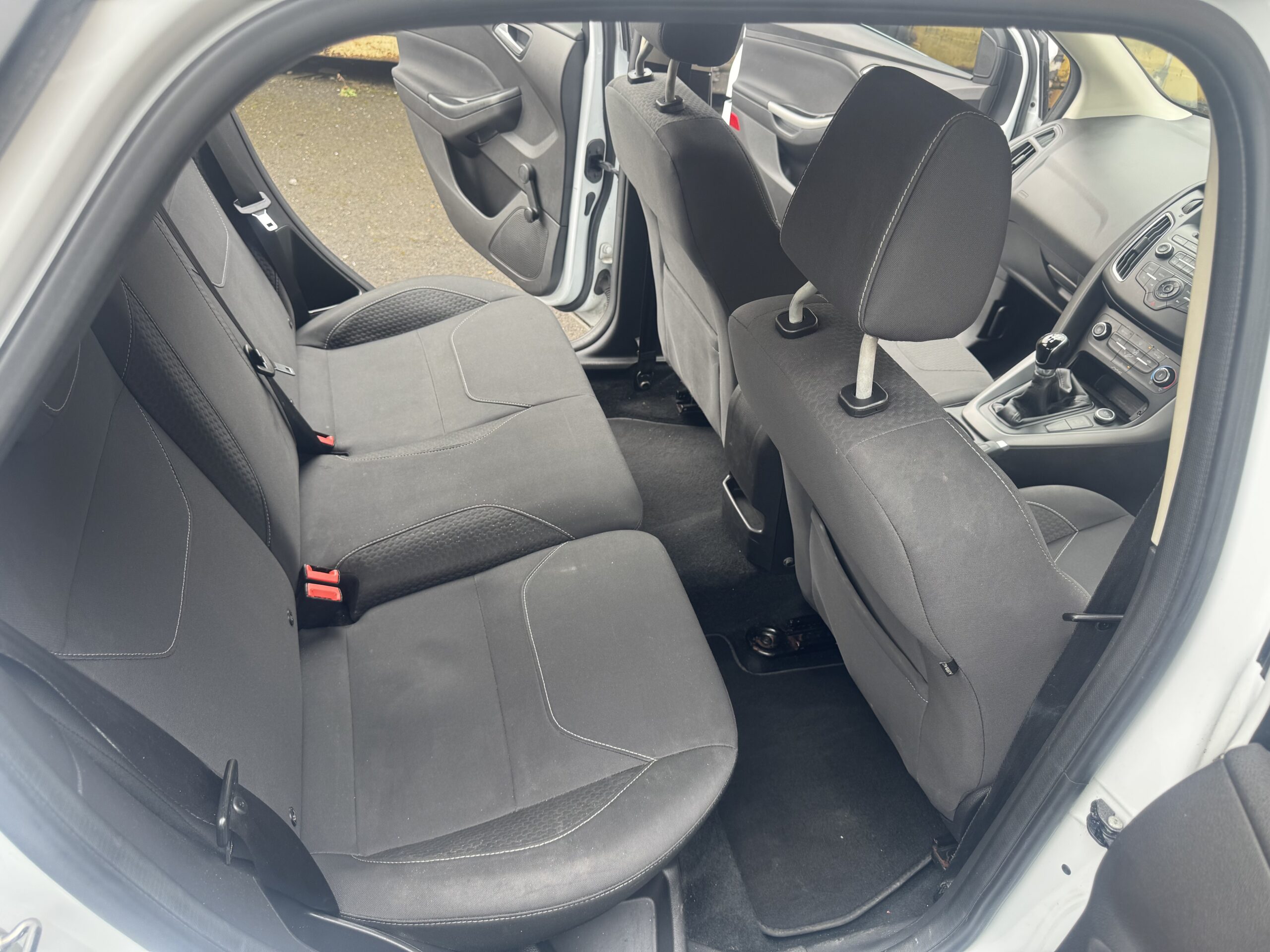 Ford Focus 1.0T EcoBoost Zetec Euro 6 (s/s) 5dr