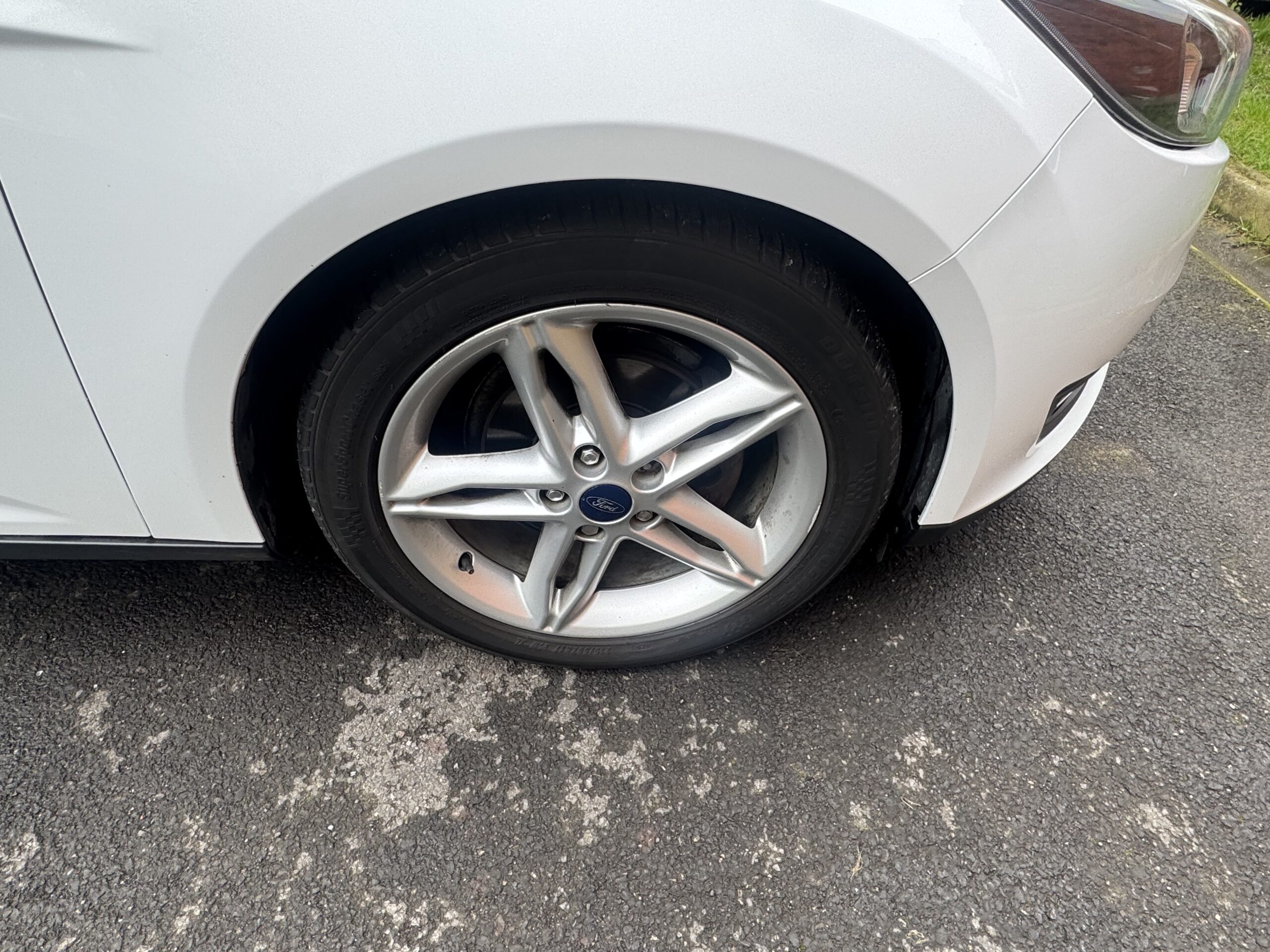 Ford Focus 1.0T EcoBoost Zetec Euro 6 (s/s) 5dr