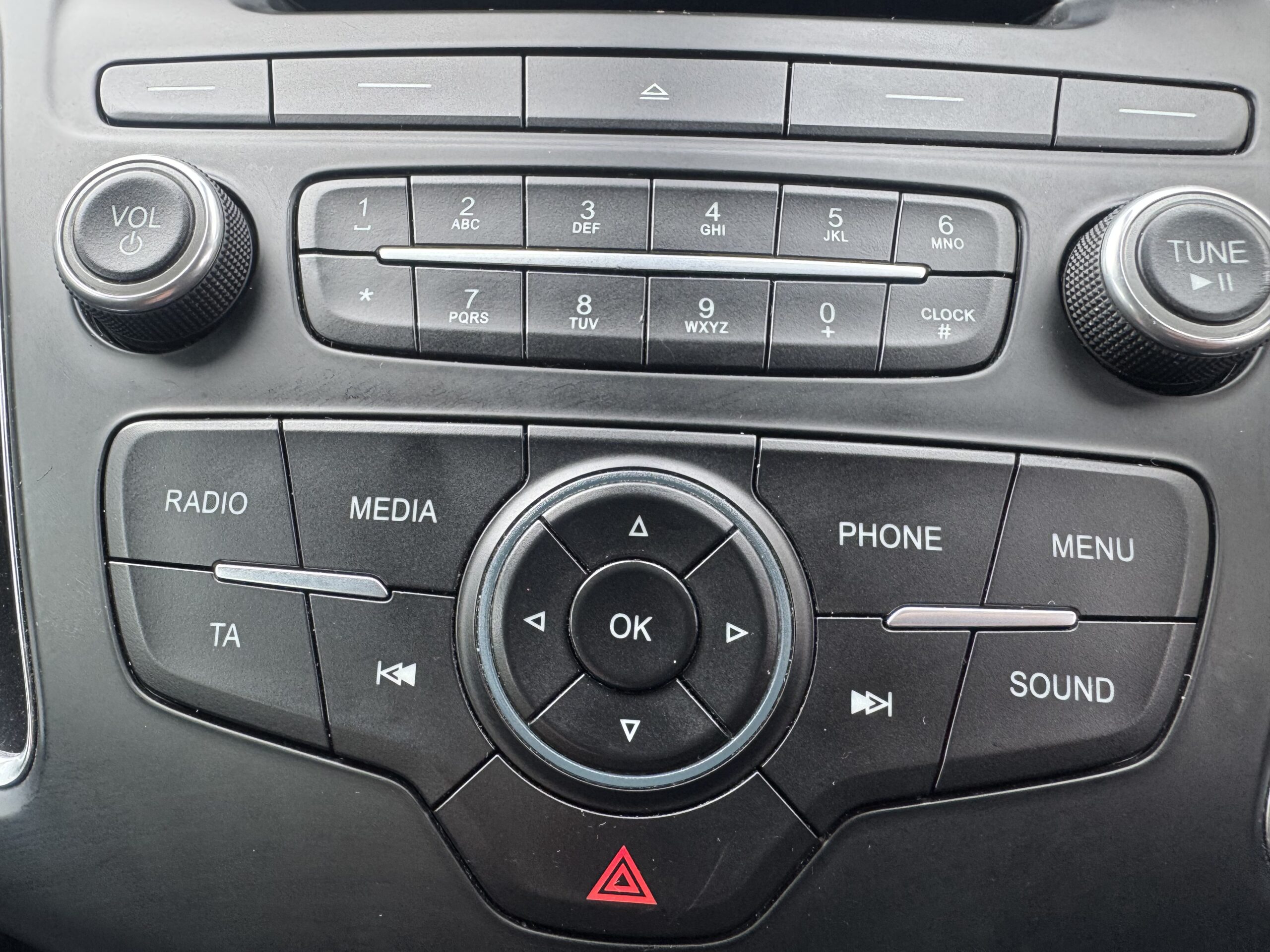 Ford Focus 1.0T EcoBoost Zetec Euro 6 (s/s) 5dr