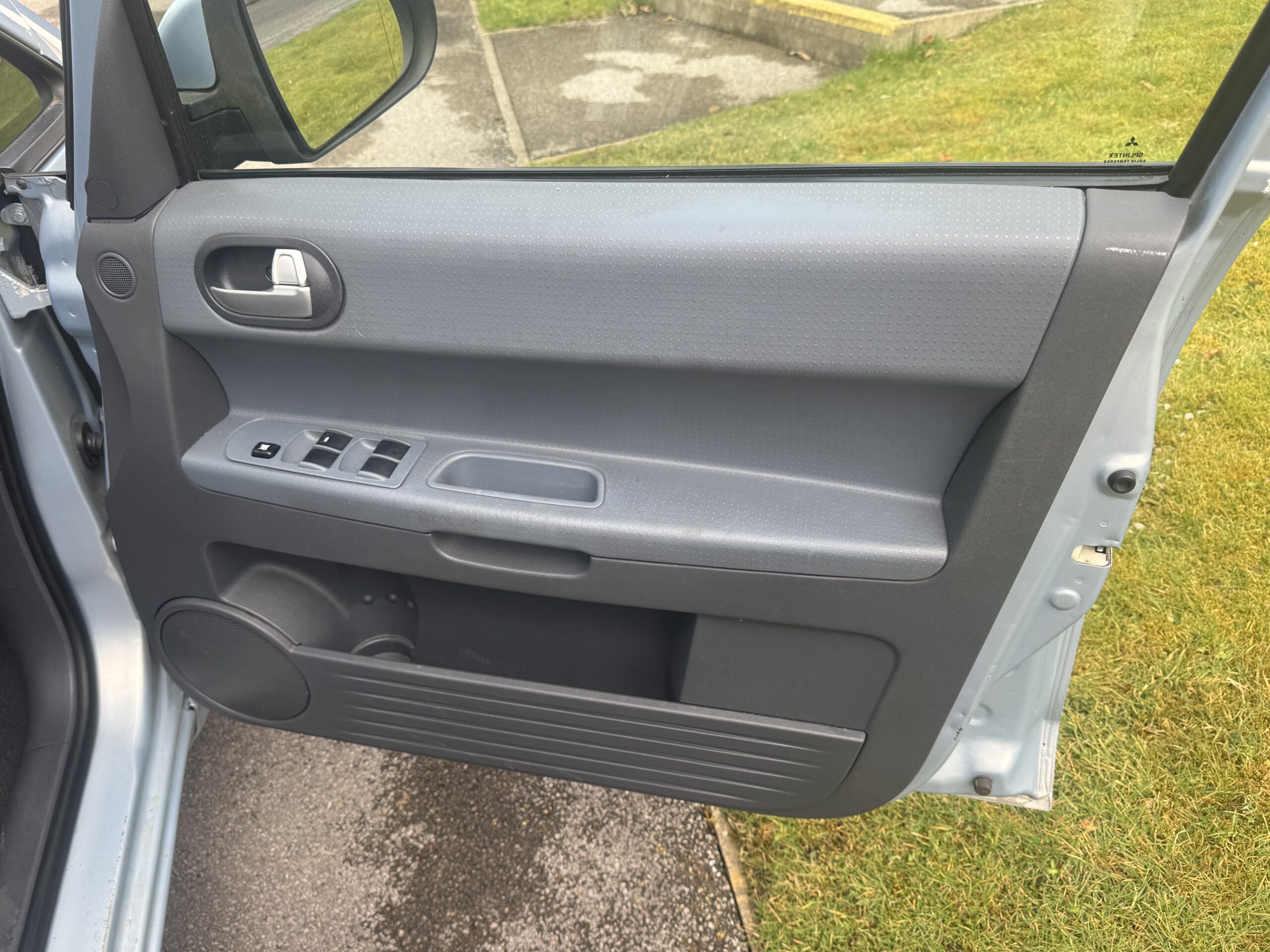 Mitsubishi Colt 1.1 Equippe 5dr PK54KKO  2004 (54)  104,651 miles Petrol Manual Blue Car ULEZ