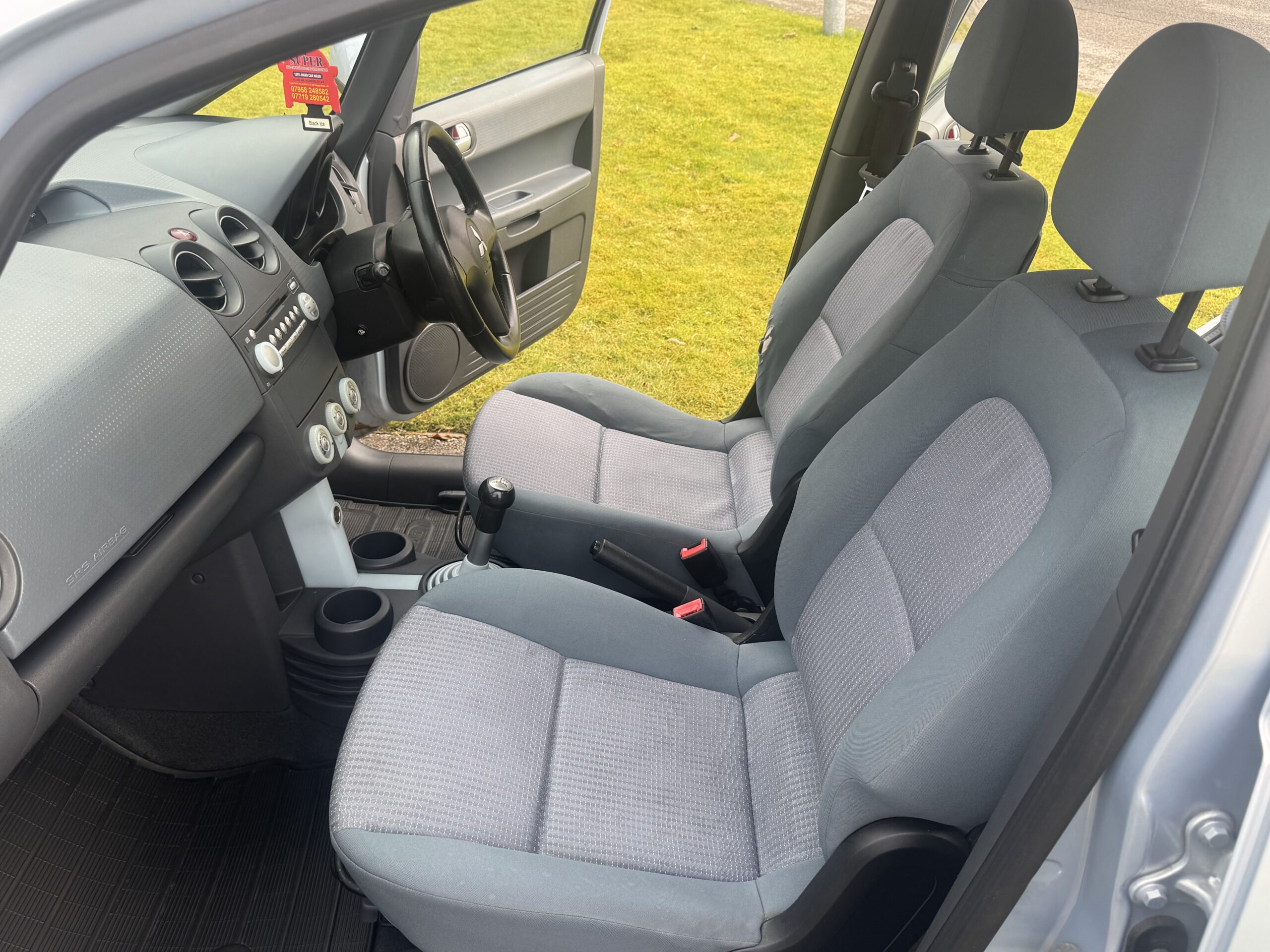 Mitsubishi Colt 1.1 Equippe 5dr PK54KKO  2004 (54)  104,651 miles Petrol Manual Blue Car ULEZ