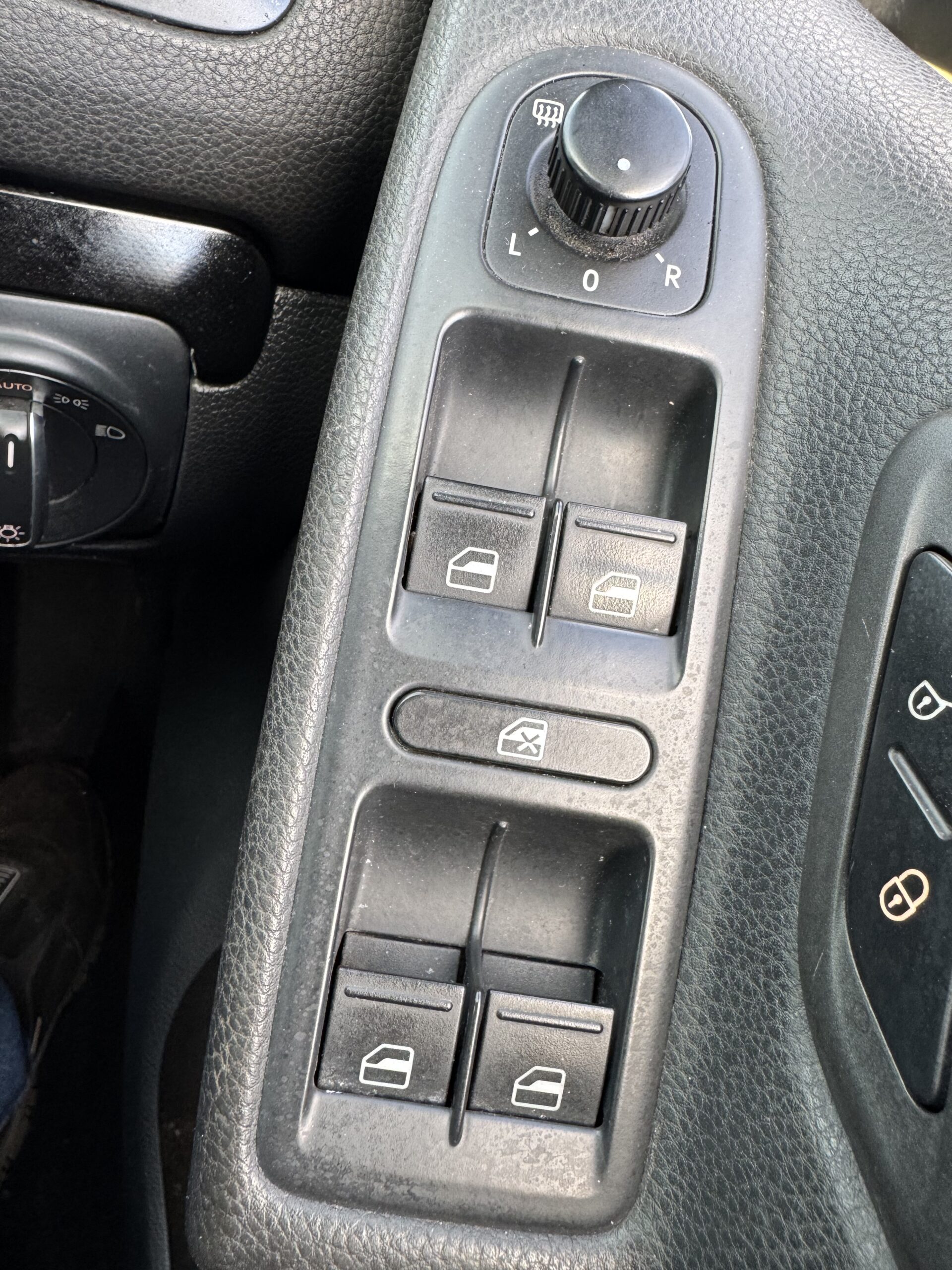 Volkswagen Golf 1.6 TDI BlueMotion Tech Match Euro 5 (s/s) 5dr