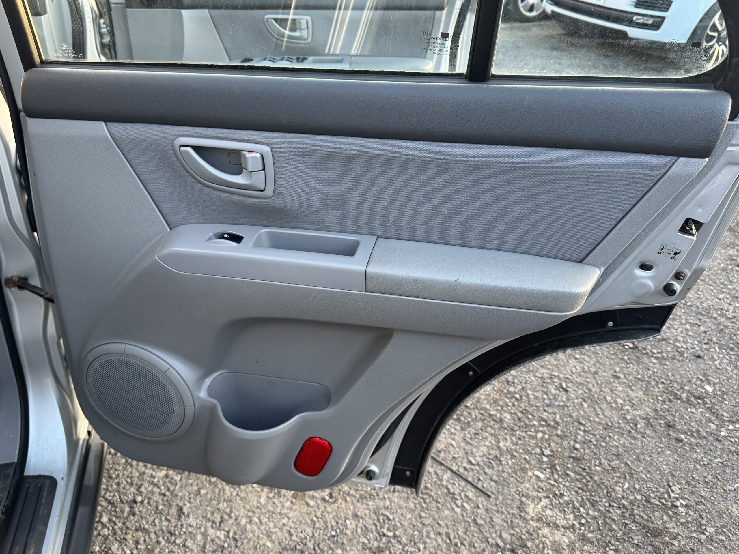 Kia Sorento 2.5 CRDi XE 5dr SG59ZGO  2009 (59)  59,000 miles Diesel Automatic Silver 2 owners Car