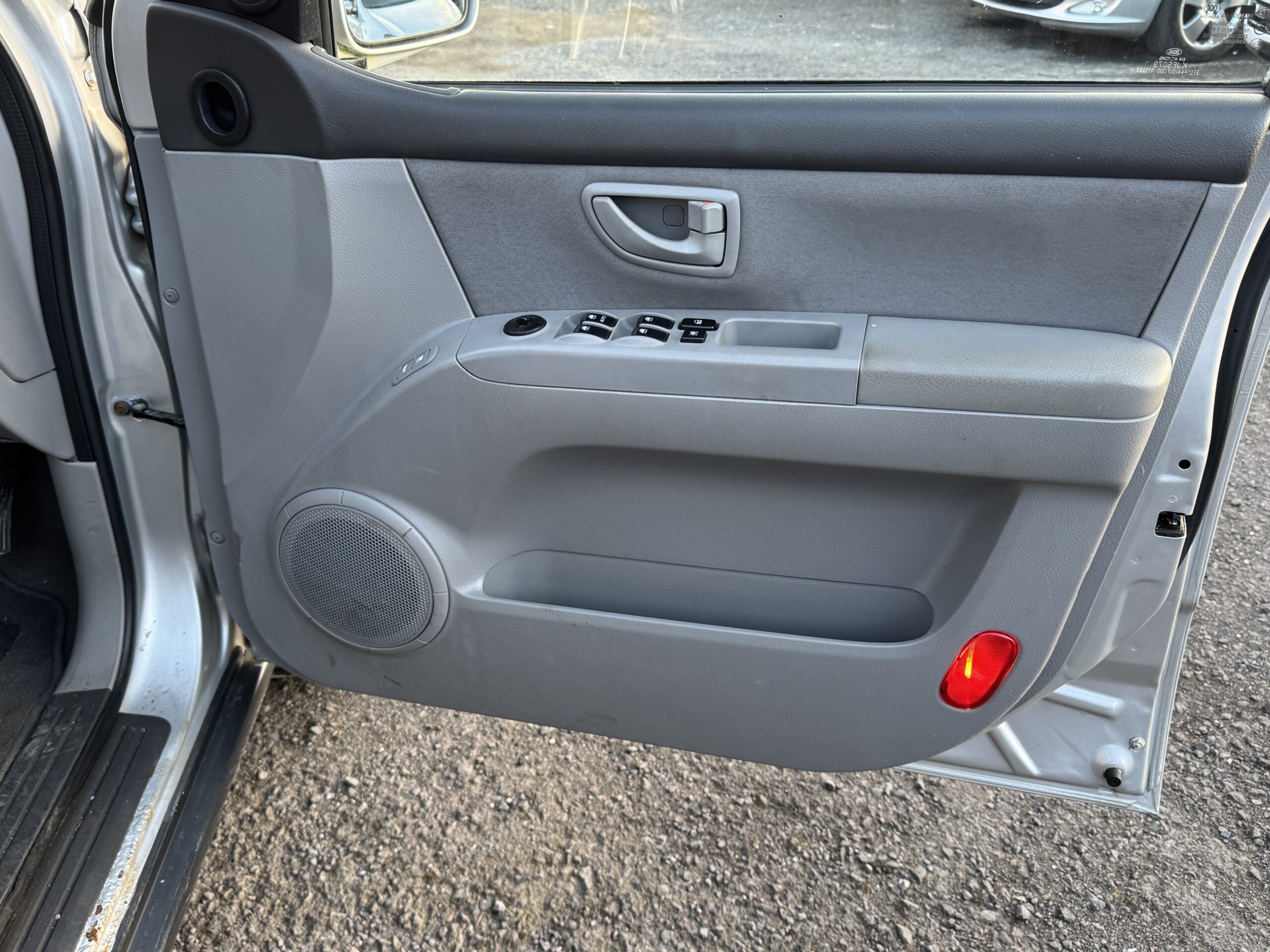 Kia Sorento 2.5 CRDi XE 5dr SG59ZGO  2009 (59)  59,000 miles Diesel Automatic Silver 2 owners Car