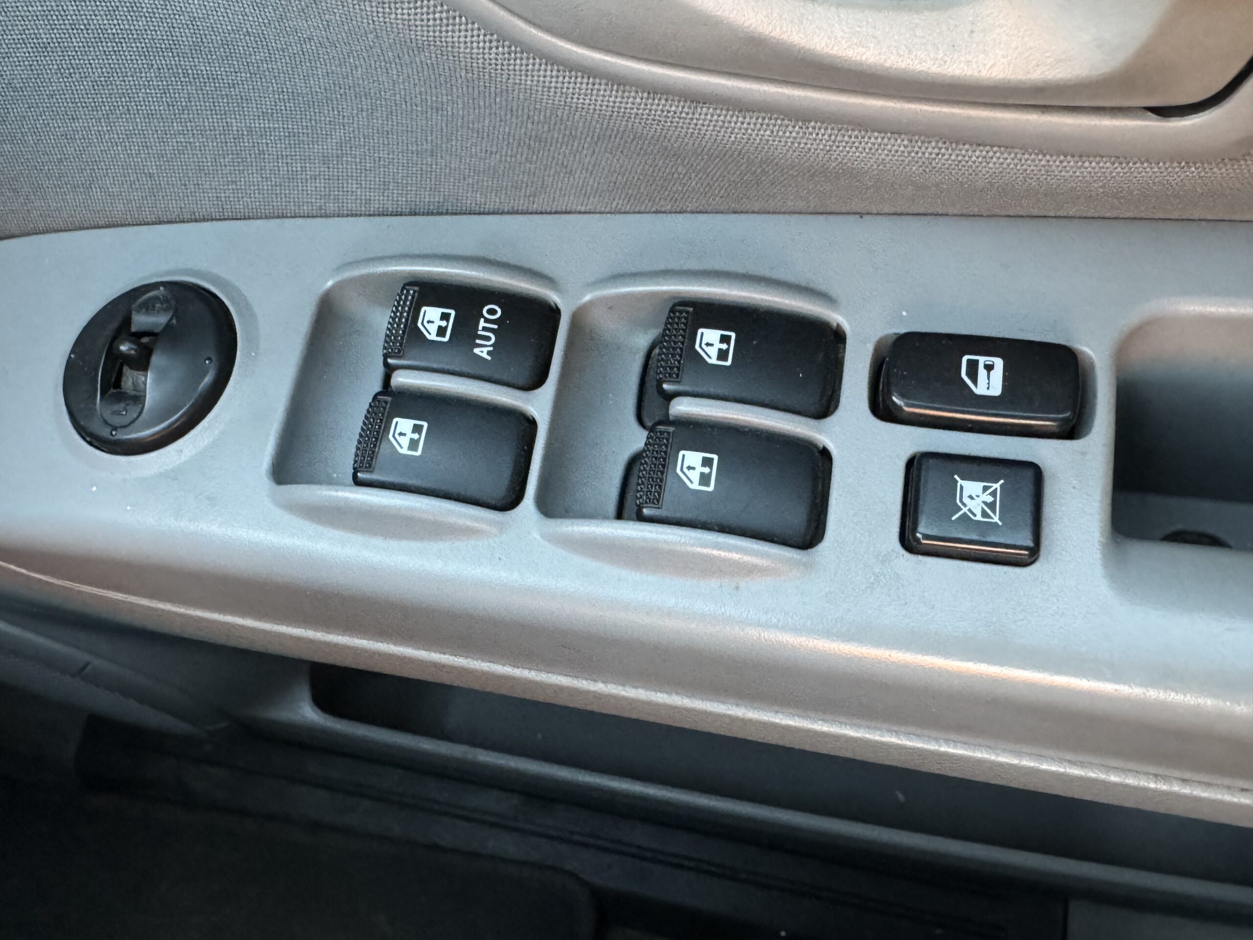 Kia Sorento 2.5 CRDi XE 5dr SG59ZGO  2009 (59)  59,000 miles Diesel Automatic Silver 2 owners Car