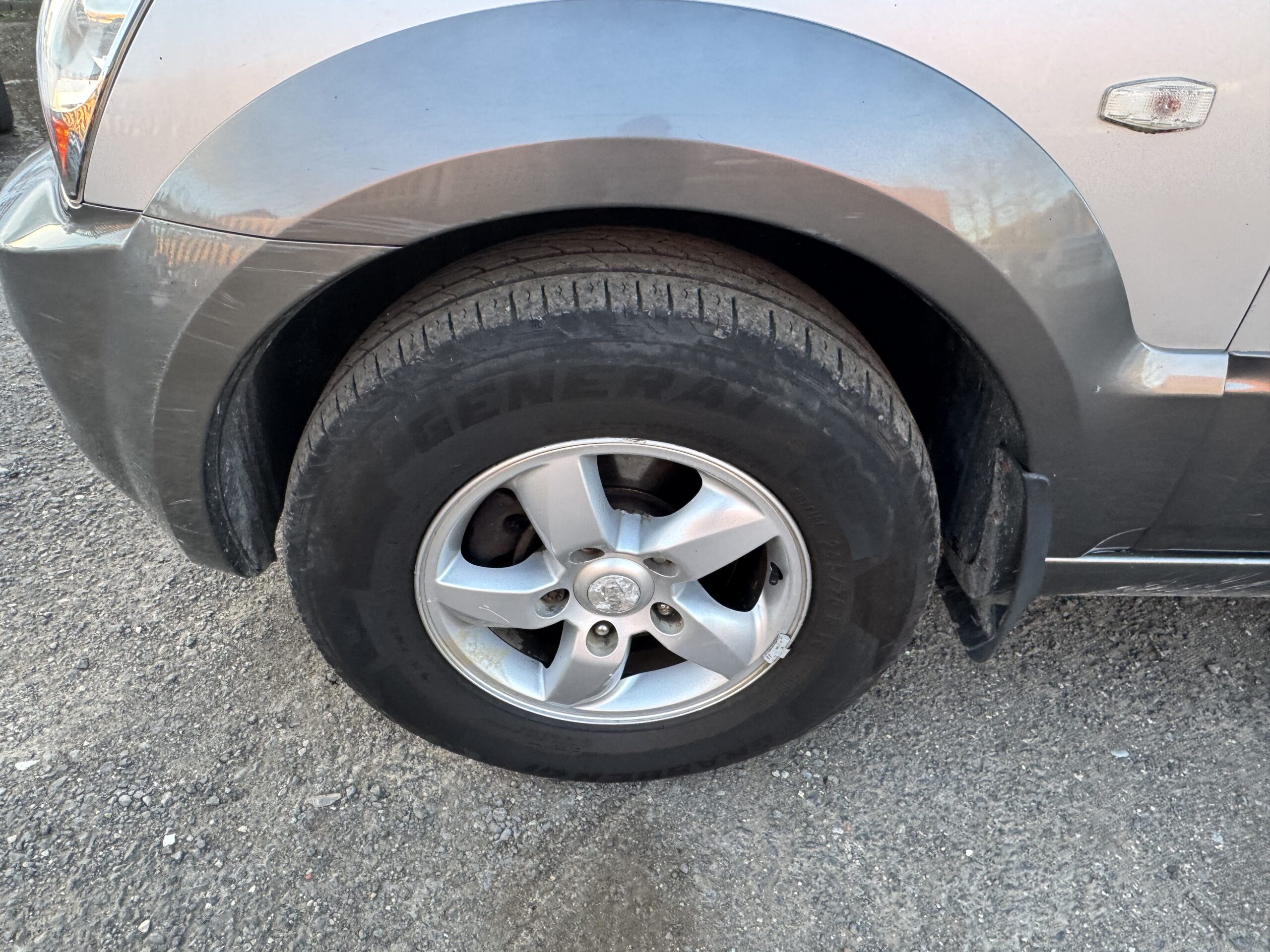 Kia Sorento 2.5 CRDi XE 5dr SG59ZGO  2009 (59)  59,000 miles Diesel Automatic Silver 2 owners Car