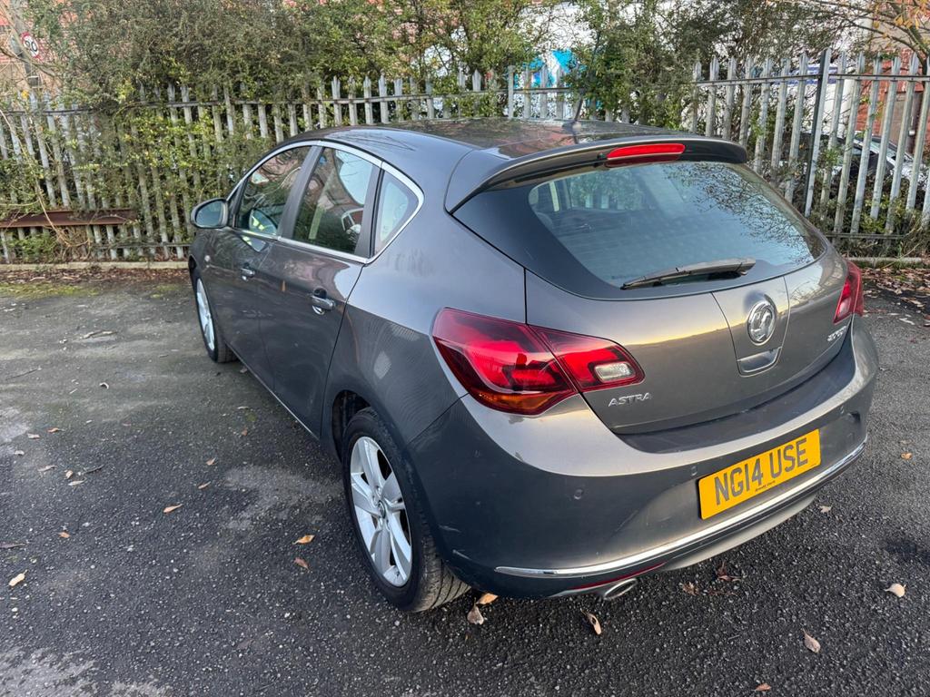 Vauxhall Astra 2.0 CDTi SRi Auto Euro 5 5dr