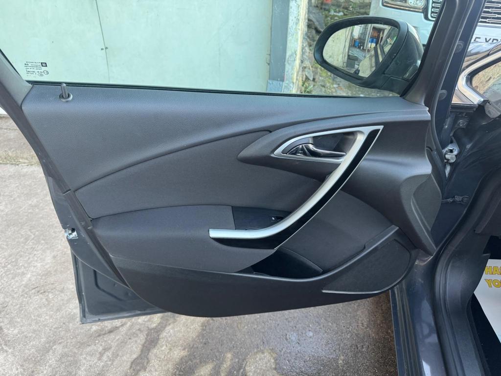 Vauxhall Astra 2.0 CDTi SRi Auto Euro 5 5dr