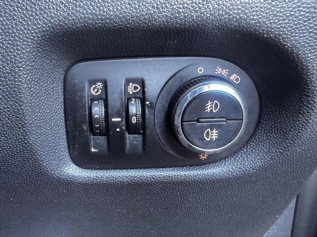 Vauxhall Corsa 1.2 16V Excite Euro 5 5dr (A/C) /2 owners Car ULEZ