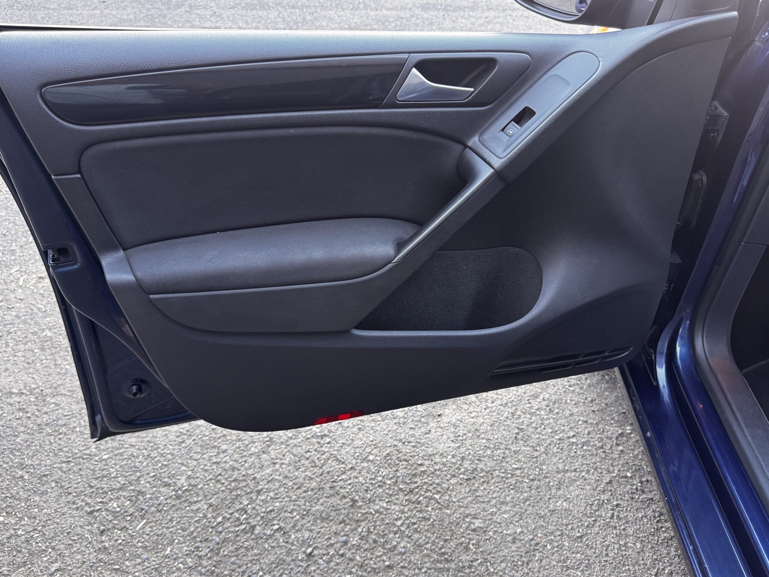 Volkswagen Golf 1.6 TDI SE DSG Euro 5 5dr