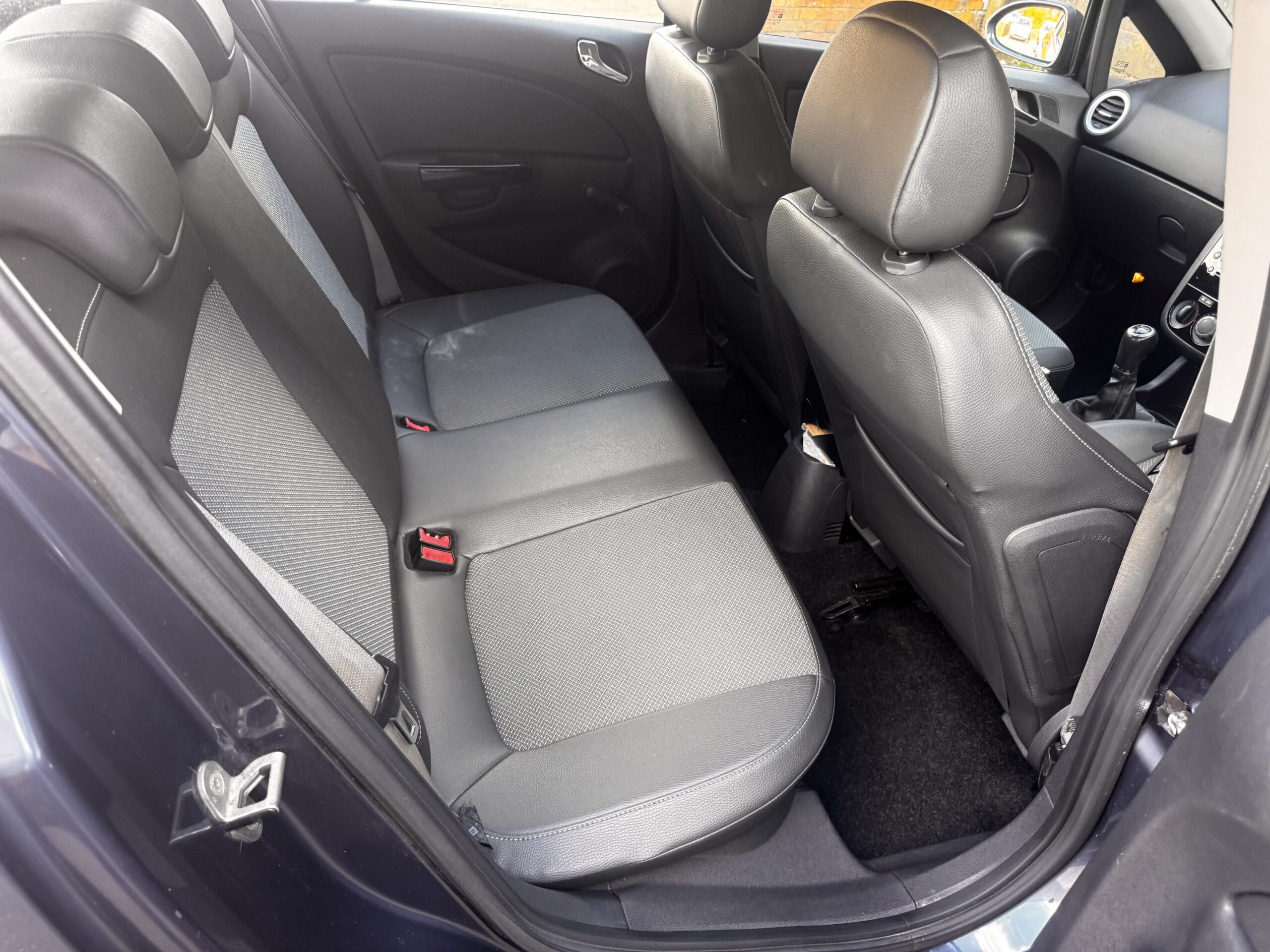Vauxhall Corsa 1.2i 16v Design 5dr (a/c)