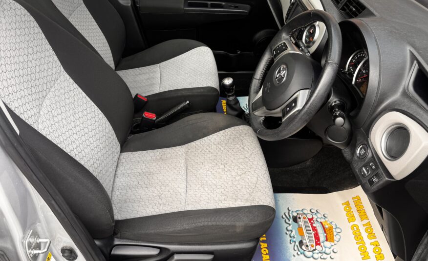OV61HWN,Toyota Yaris 1.33 Dual VVT-i T Spirit Euro 5 5dr,2 owners Car ULEZ,