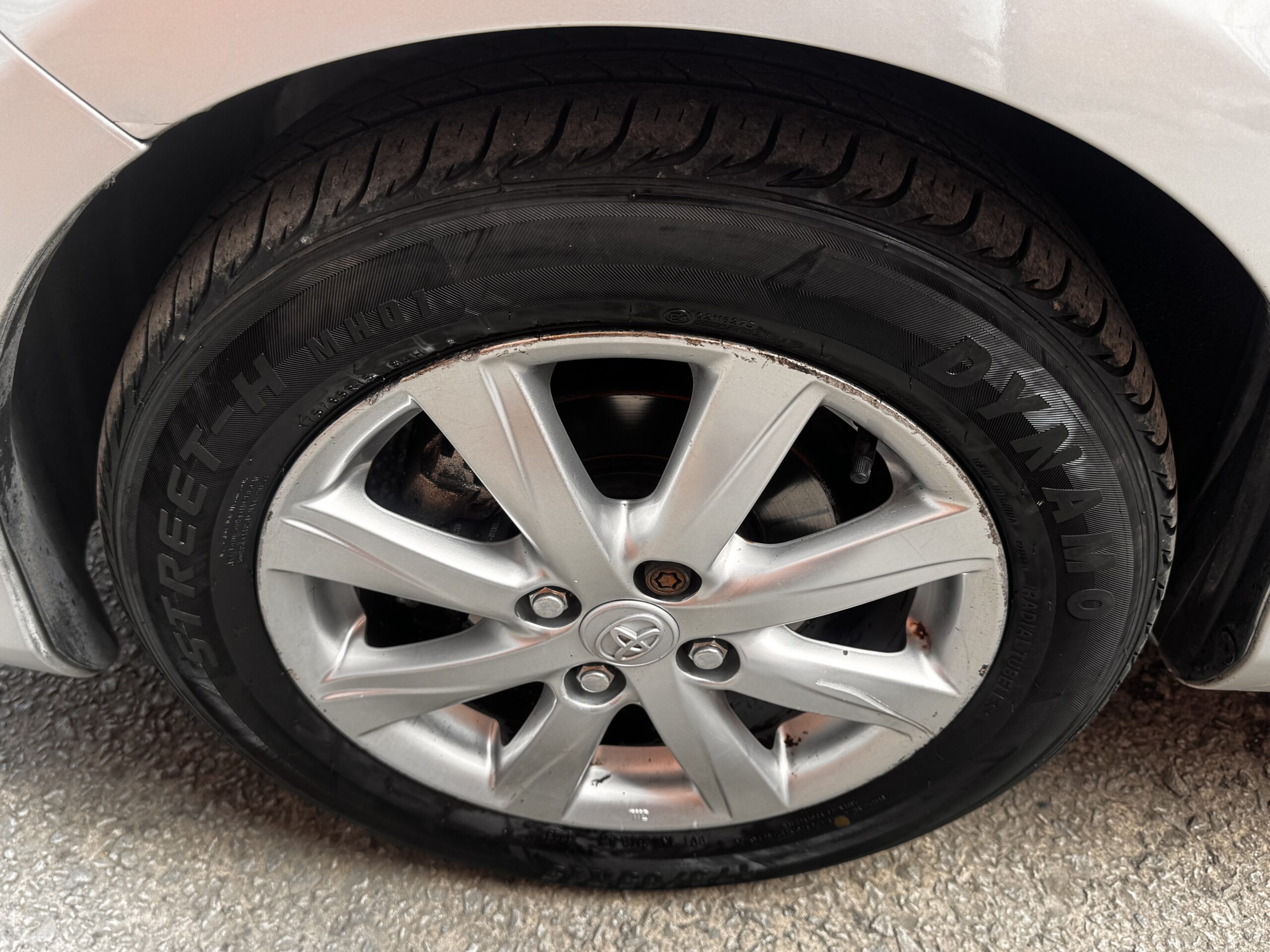 OV61HWN,Toyota Yaris 1.33 Dual VVT-i T Spirit Euro 5 5dr,2 owners Car ULEZ,