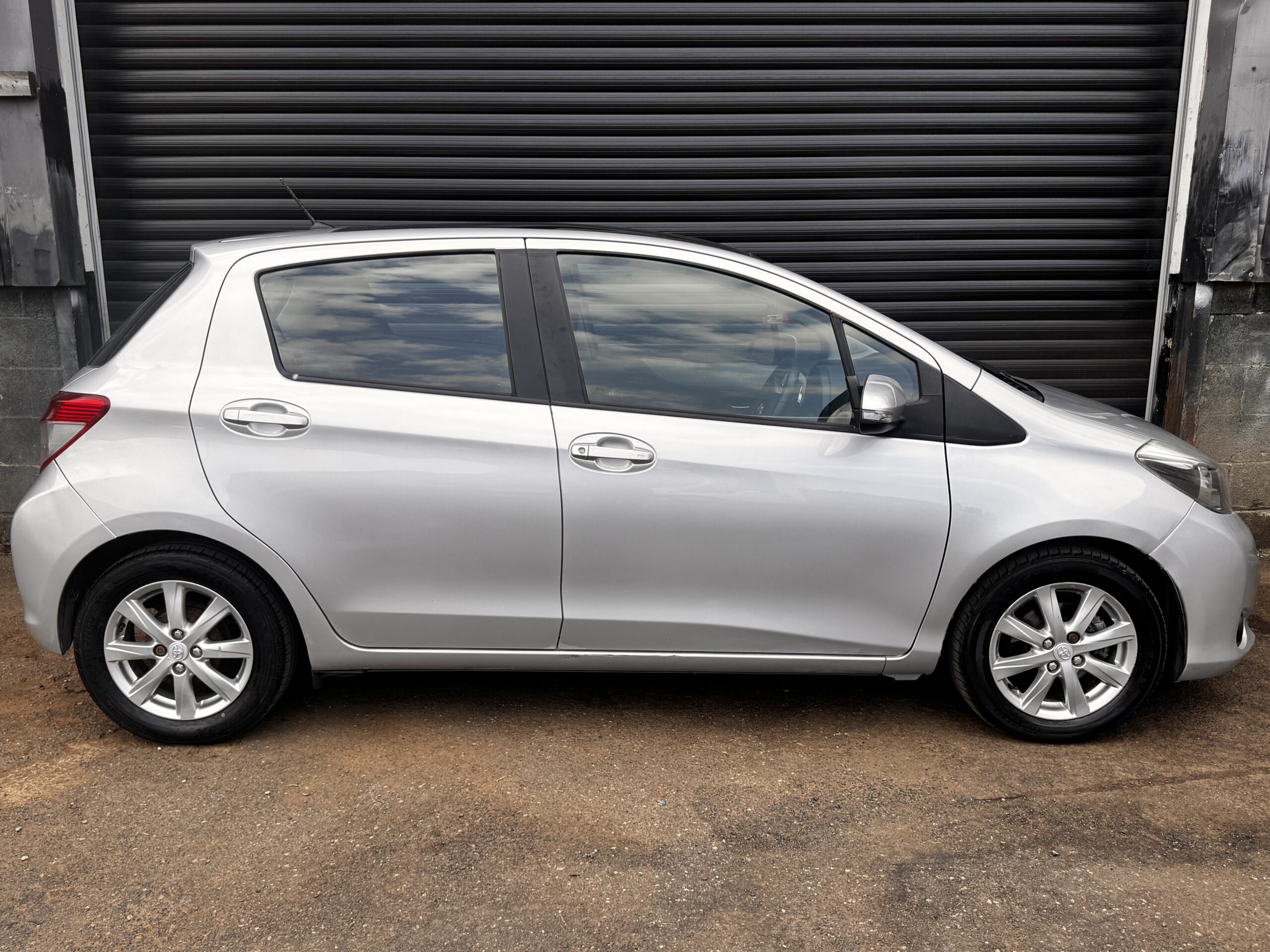 OV61HWN,Toyota Yaris 1.33 Dual VVT-i T Spirit Euro 5 5dr,2 owners Car ULEZ,