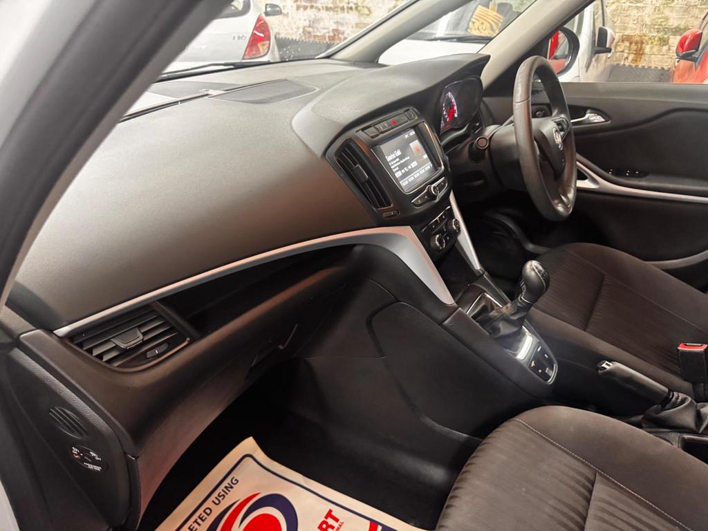 Vauxhall Zafira Tourer 1.4i Turbo Design Euro 6 5dr