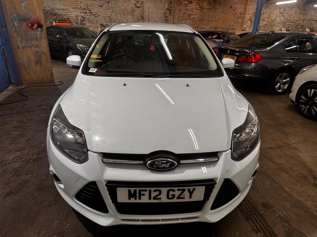 Ford Focus 1.6 Zetec Powershift Euro 5 5dr