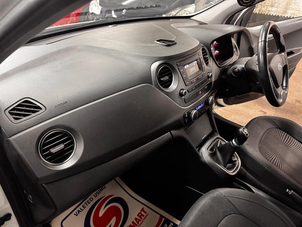 Hyundai i10 1.0 Premium Euro 6 5dr