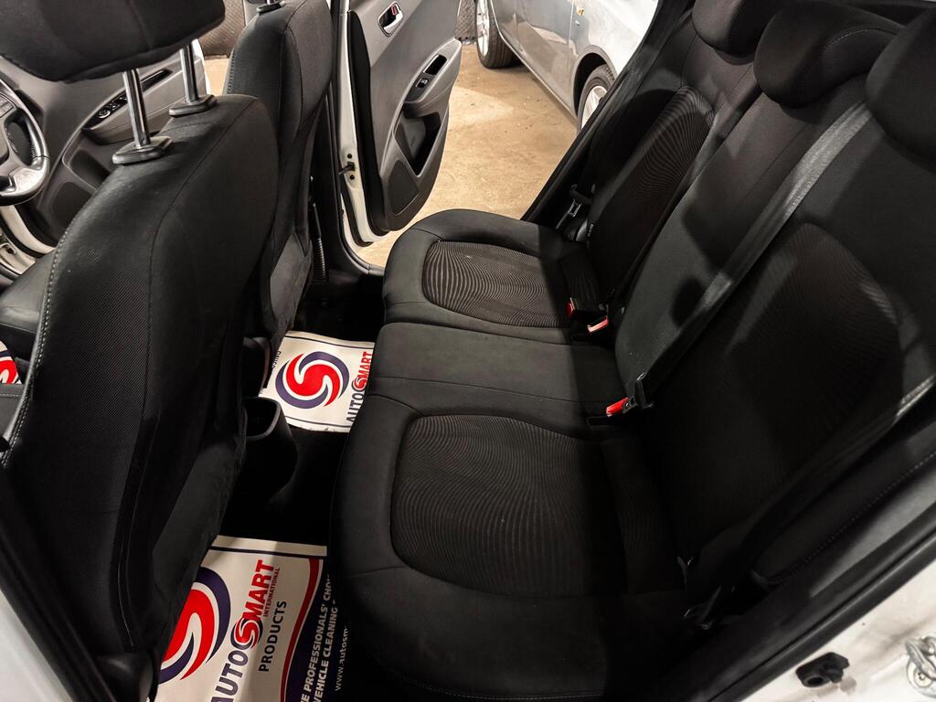 Hyundai i10 1.0 Premium Euro 6 5dr